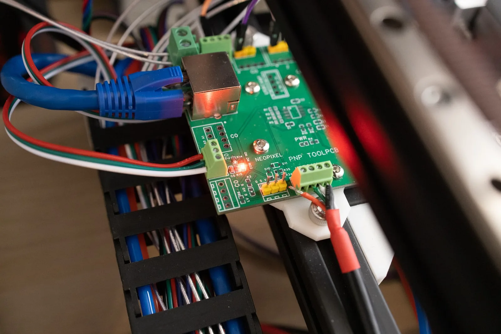 toolhead PCB 的理线与供电