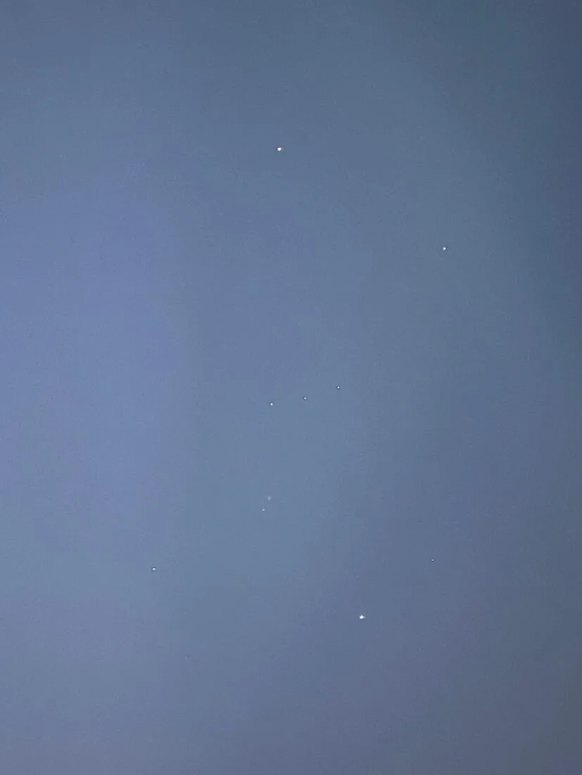 iPhone 12 Pro Max, 0.5s, f/1.6, 64mm, ISO1000 原始图像